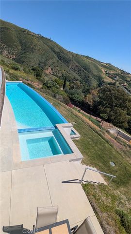 28405 Via Acero main, Malibu, CA 90265