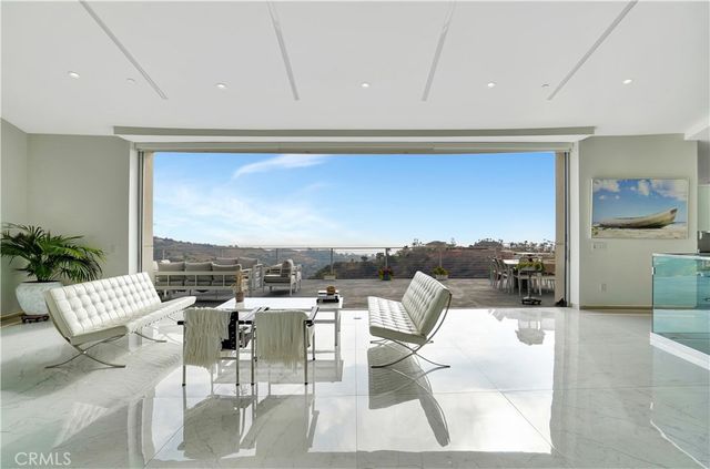 28405 Via Acero main, Malibu, CA 90265