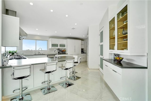 28405 Via Acero main, Malibu, CA 90265