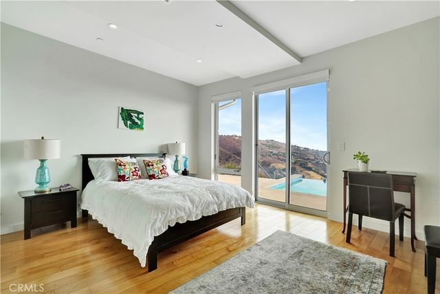 28405 Via Acero main, Malibu, CA 90265