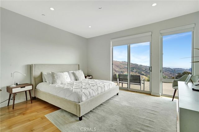 28405 Via Acero main, Malibu, CA 90265