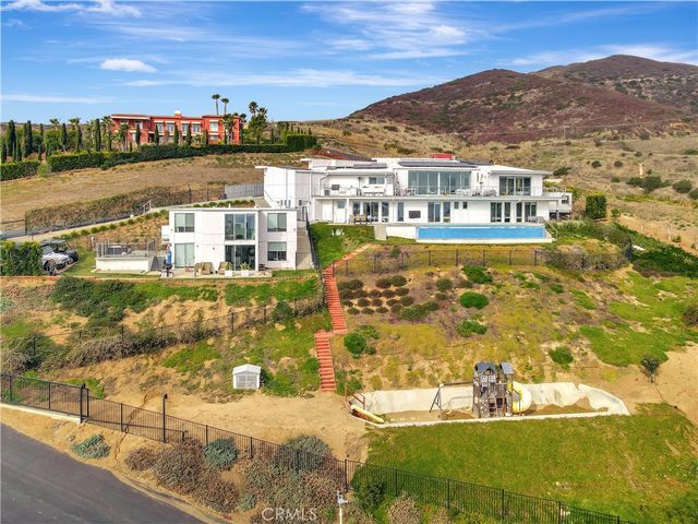 28405 Via Acero main, Malibu, CA 90265