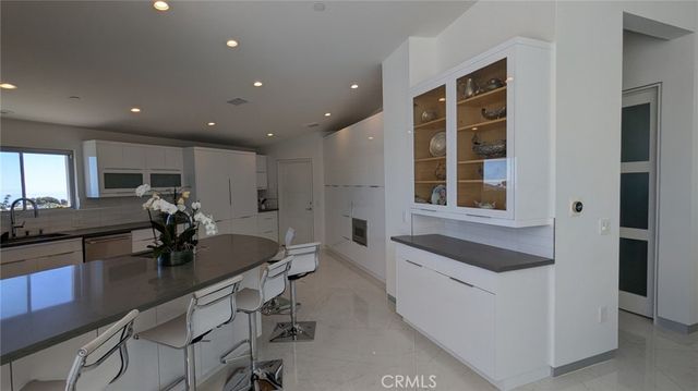 28405 Via Acero main, Malibu, CA 90265
