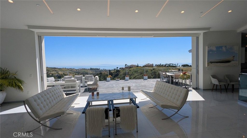 28405 Via Acero main, Malibu, CA 90265