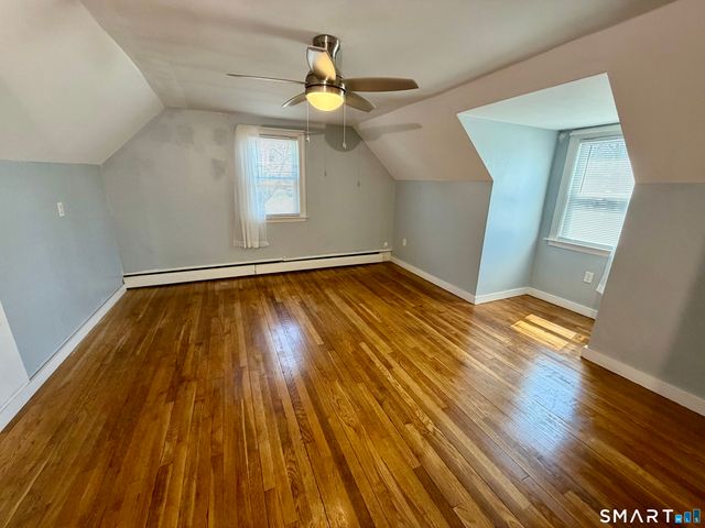 4 Anita Avenue, Waterford, CT 06385