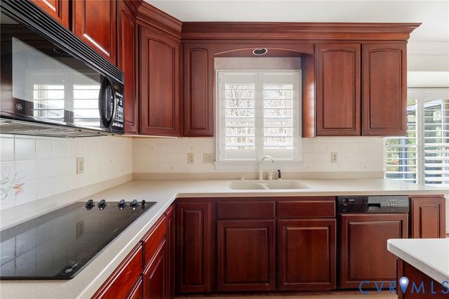 1600 Darrell Dr, Midlothian, VA 23114