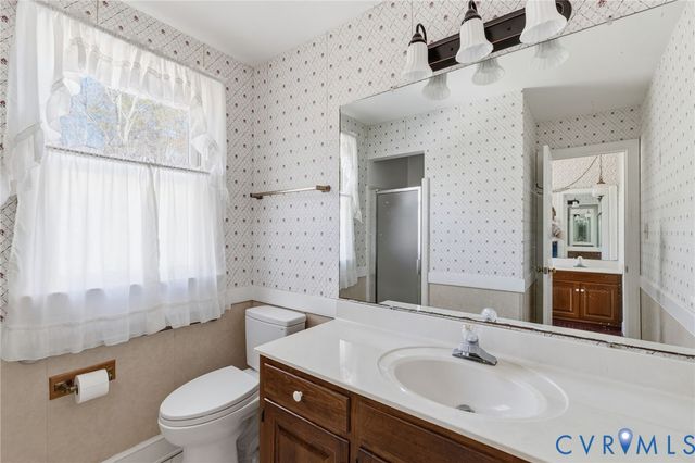 1600 Darrell Dr, Midlothian, VA 23114