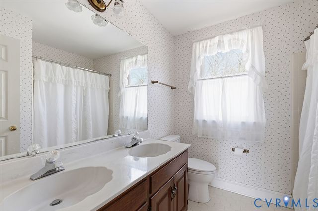 1600 Darrell Dr, Midlothian, VA 23114