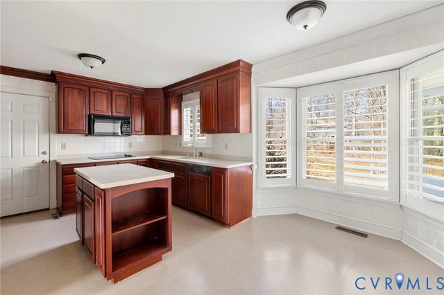 1600 Darrell Dr, Midlothian, VA 23114