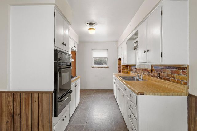 125 Mark Drive, Denison, TX 75021