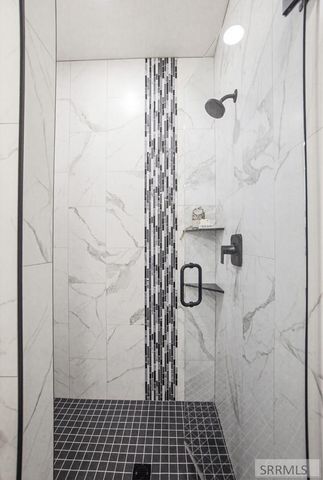 4987 N Beach Dr, Idaho Falls, ID 83401