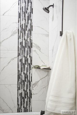 4987 N Beach Dr, Idaho Falls, ID 83401