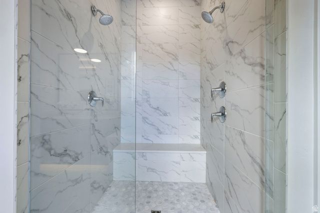 1876 W OAKWOOD CIR, Lehi, UT 84043