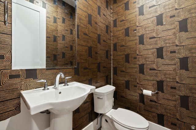 1876 W OAKWOOD CIR, Lehi, UT 84043