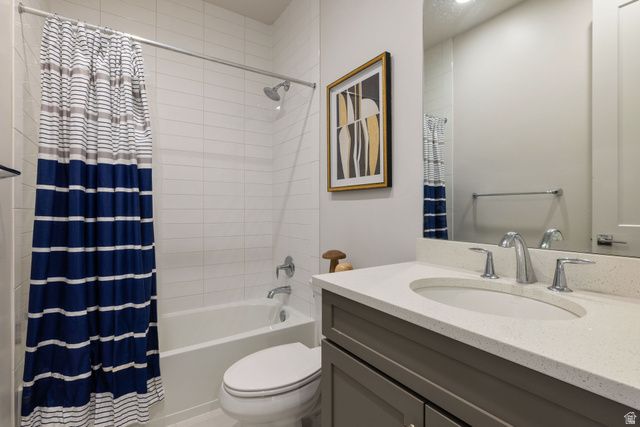 1876 W OAKWOOD CIR, Lehi, UT 84043