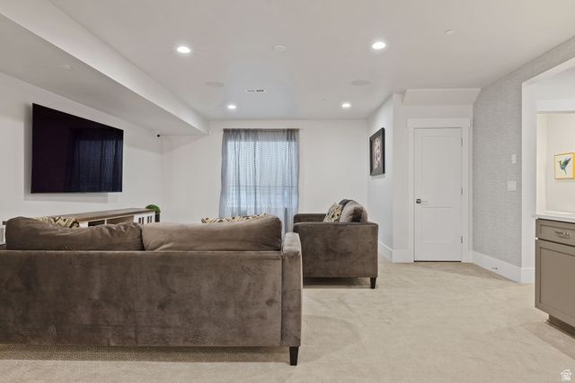 1876 W OAKWOOD CIR, Lehi, UT 84043