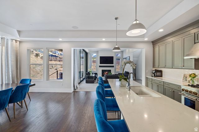 1876 W OAKWOOD CIR, Lehi, UT 84043