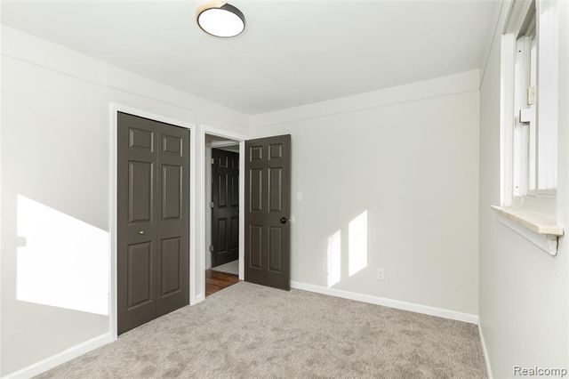 33211 Anita Drive, Westland, MI 48185