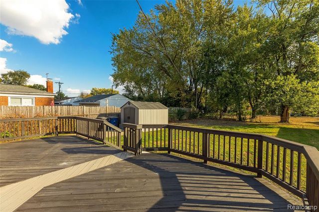 33211 Anita Drive, Westland, MI 48185