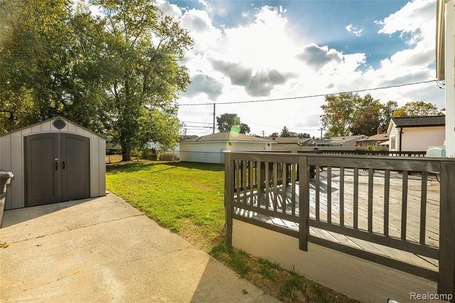 33211 Anita Drive, Westland, MI 48185