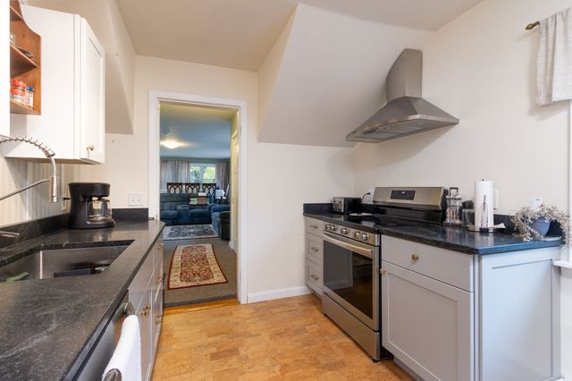 63 Webber Rd, Brookfield, MA 01506