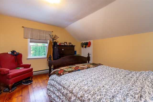 63 Webber Rd, Brookfield, MA 01506
