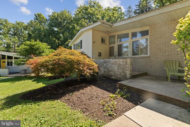 5801 STUART AVE, Baltimore, MD 21215