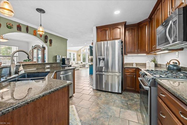 1309 Hawaiian DR, Virginia Beach, VA 23454