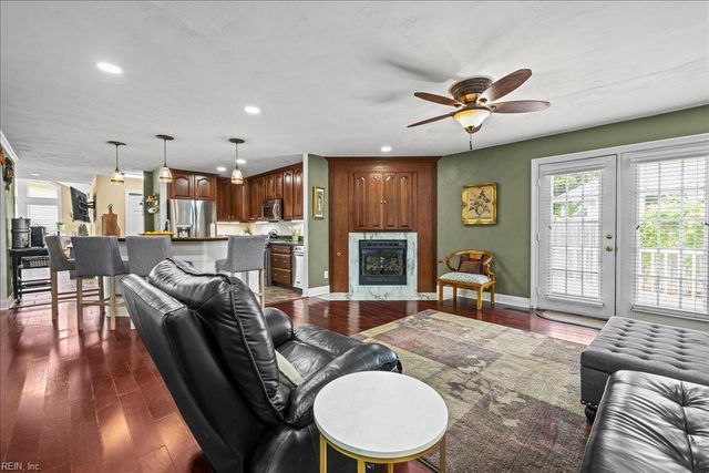 1309 Hawaiian DR, Virginia Beach, VA 23454