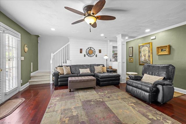 1309 Hawaiian DR, Virginia Beach, VA 23454