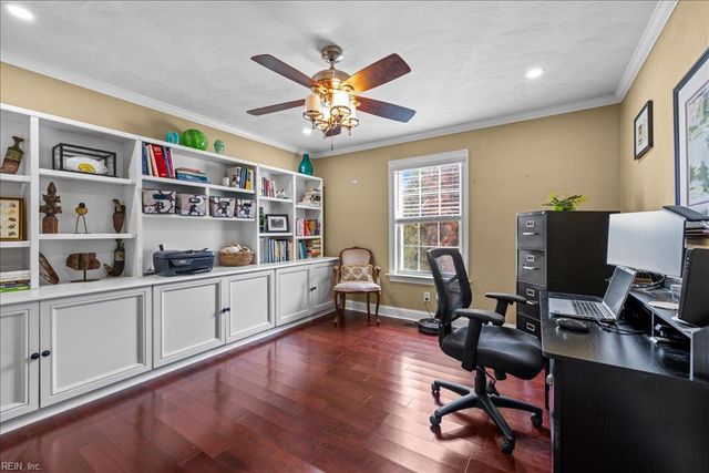 1309 Hawaiian DR, Virginia Beach, VA 23454