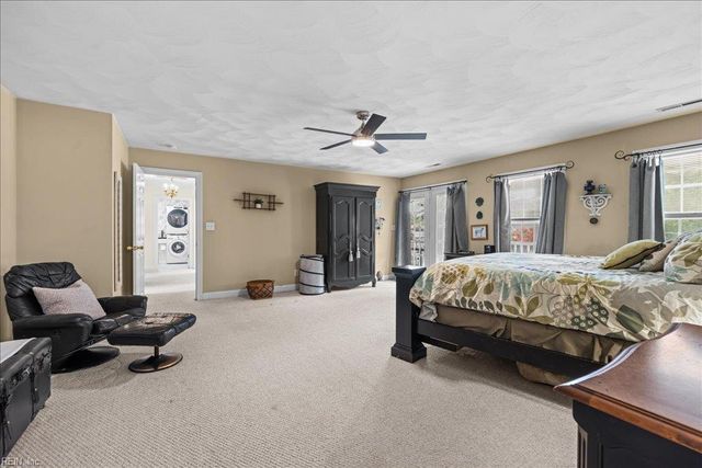1309 Hawaiian DR, Virginia Beach, VA 23454