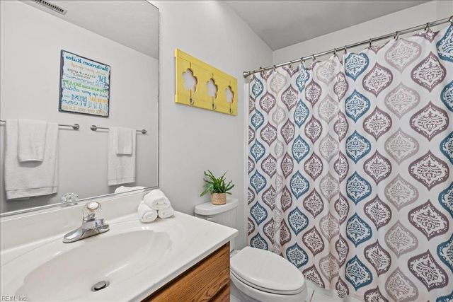 1309 Hawaiian DR, Virginia Beach, VA 23454