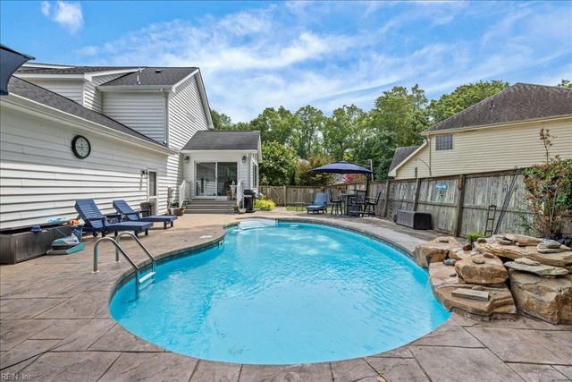 1309 Hawaiian DR, Virginia Beach, VA 23454