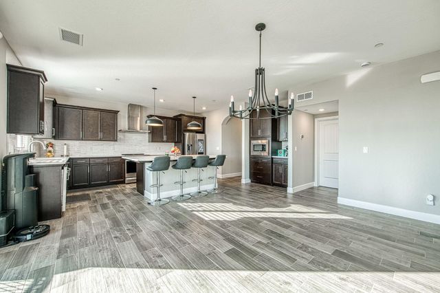 19733 Desert Willow Lane, Friant, CA 93626