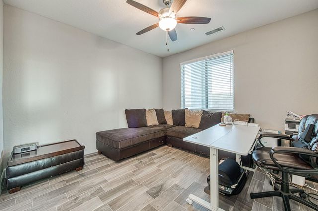 19733 Desert Willow Lane, Friant, CA 93626