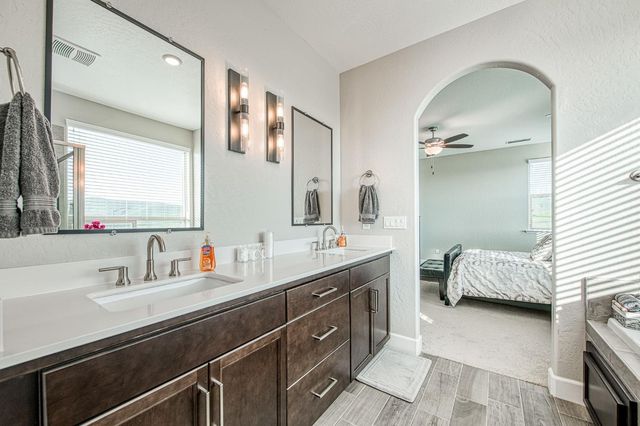 19733 Desert Willow Lane, Friant, CA 93626