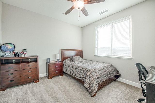 19733 Desert Willow Lane, Friant, CA 93626