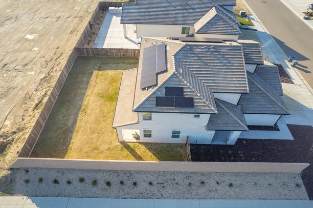 19733 Desert Willow Lane, Friant, CA 93626