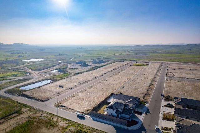 19733 Desert Willow Lane, Friant, CA 93626