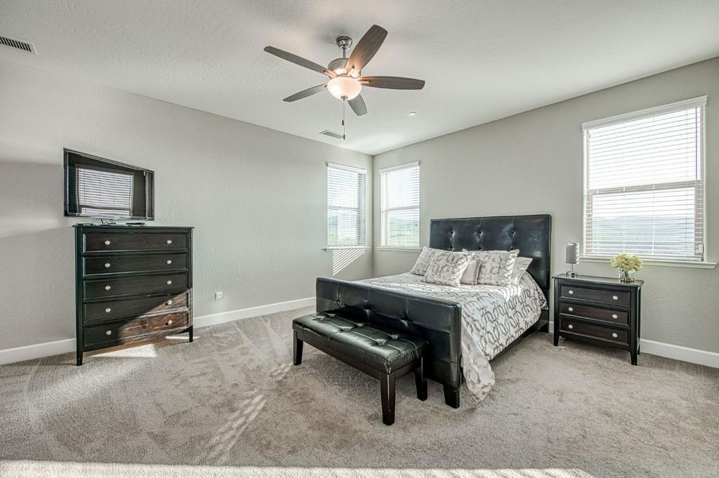 Image 31 of property listing at 19733 Desert Willow Lane, Friant, CA 93626