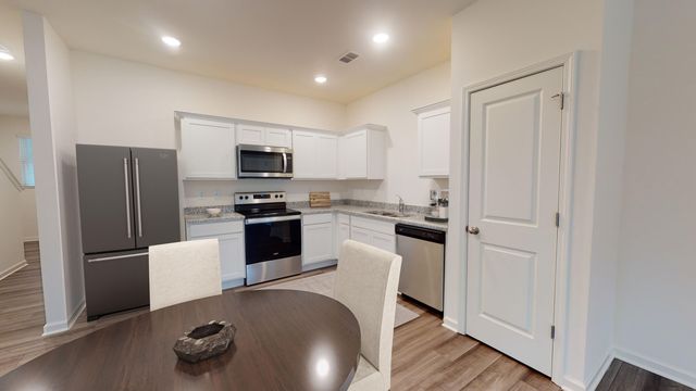 446 Colchester Court, Moncks Corner, SC 29461