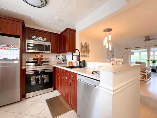 5750 NW 64th Avenue 306, Tamarac, FL 33319