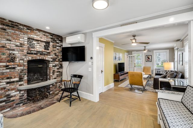 15 Center Street, Provincetown, MA 02657