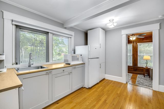 15 Center Street, Provincetown, MA 02657