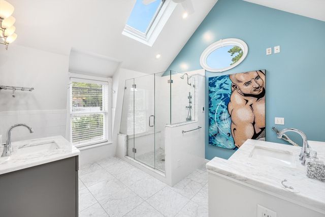 15 Center Street, Provincetown, MA 02657