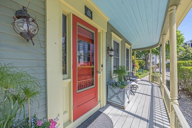 15 Center Street, Provincetown, MA 02657