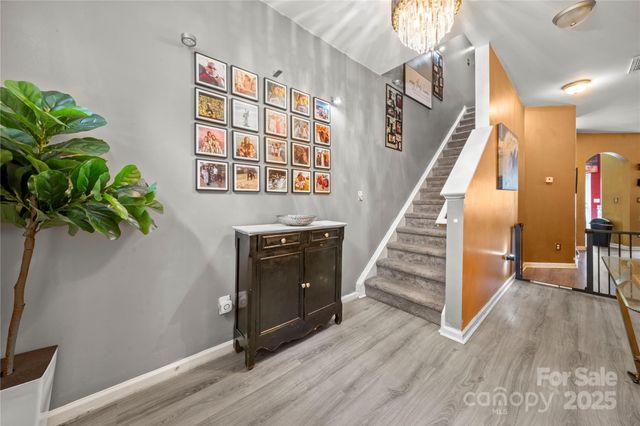 5310 Glenlea Walk Lane, Charlotte, NC 28216