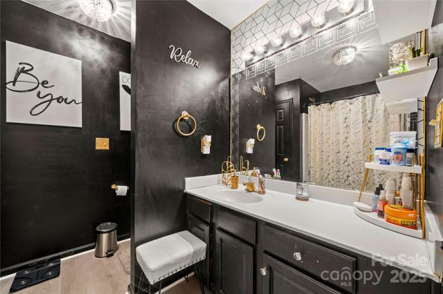 5310 Glenlea Walk Lane, Charlotte, NC 28216