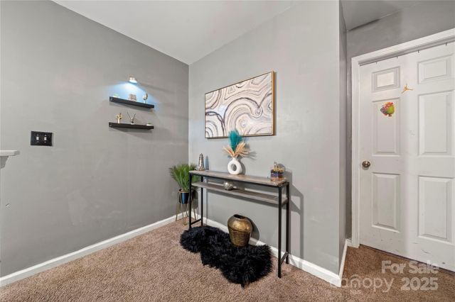5310 Glenlea Walk Lane, Charlotte, NC 28216